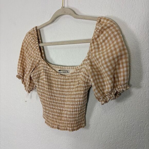 Abercrombie & Fitch Smocked Top Tan & White Gingham Print Short Sleeve Going Out - Picture 3 of 9